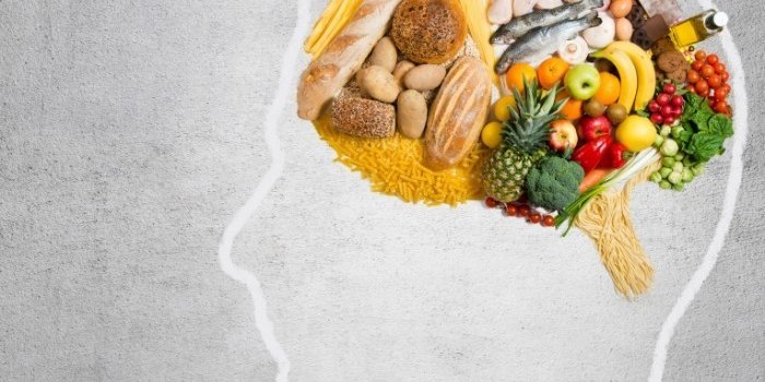 dollarphotoclub_50646583-700×571